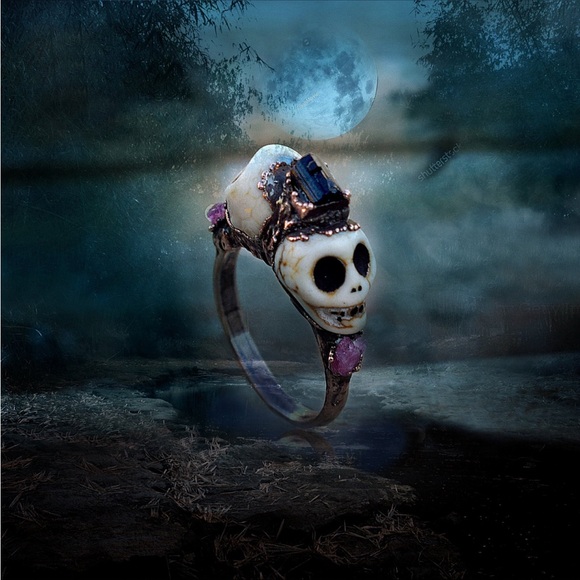 Black Skull  Pink Tourmaline Rough Stone Statement Stackable Multi Gemstone Ring - Picture 2 of 2